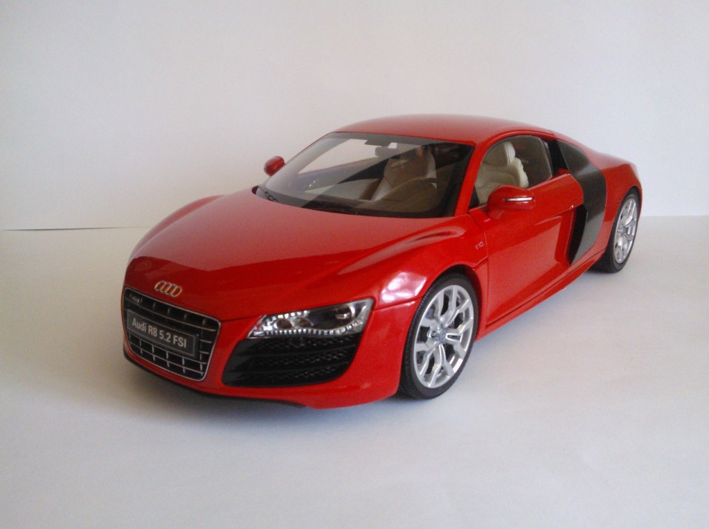 revell model set audi r8