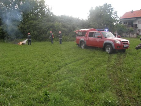 Image Hosted by PicturePush - Photo Sharing