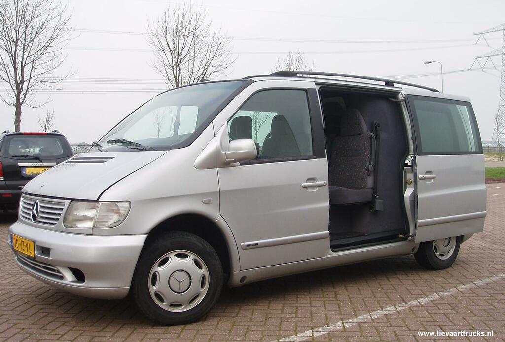 Mercedes Vito 10-VZ-VL Zijkant - 