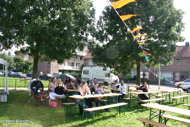 Â© RenÃ© Vriezen 2008-08-31 #0091 BBQ Bewoners Roompotstraat Presikhaaf 2 zo 31 augustus 2008