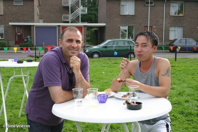 Â© RenÃ© Vriezen 2008-08-31 #0126 BBQ Bewoners Roompotstraat Presikhaaf 2 zo 31 augustus 2008