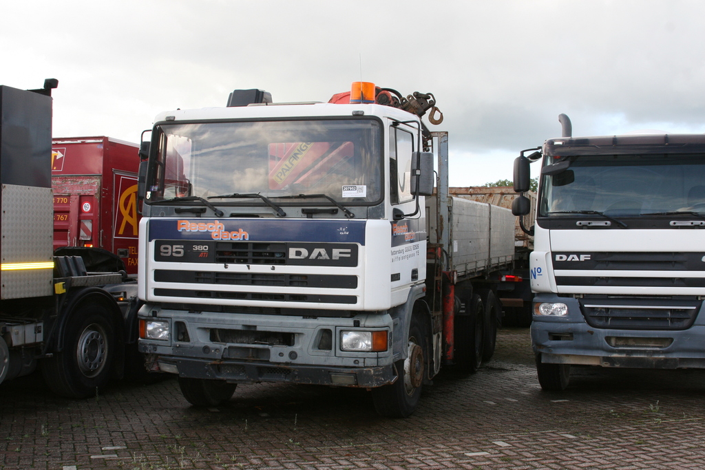 daf 95 resch dach kleyn - bb donateurs uitje kleyn trucks