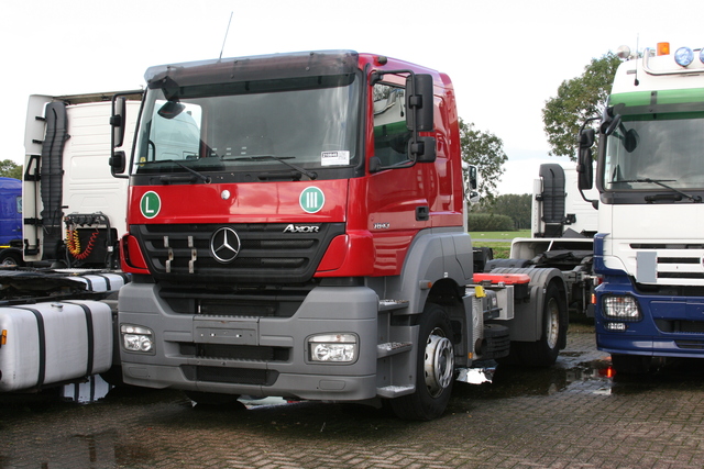 mb axor kleyn (2) bb donateurs uitje kleyn trucks