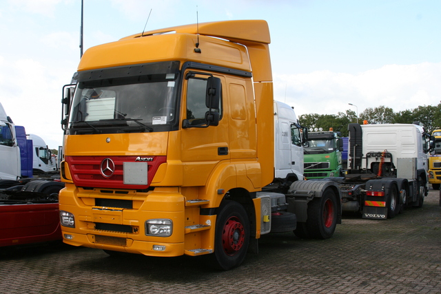 mb axor kleyn (3) bb donateurs uitje kleyn trucks