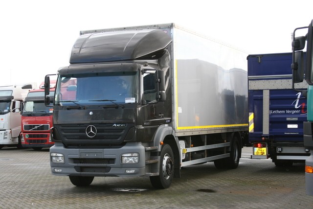 mb axor kleyn (4) bb donateurs uitje kleyn trucks