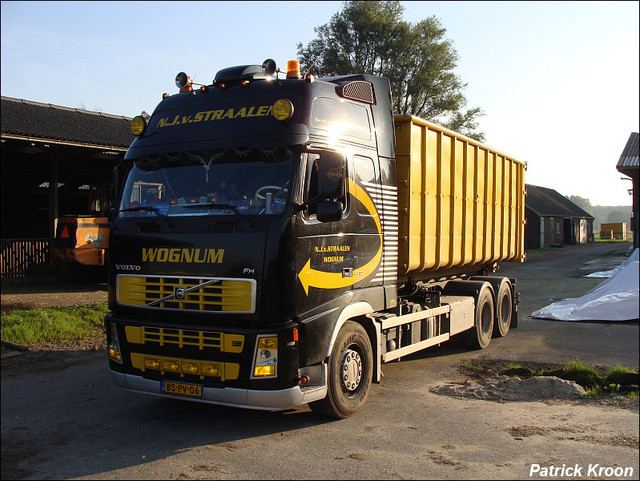 Straalen, v. Truckfoto's