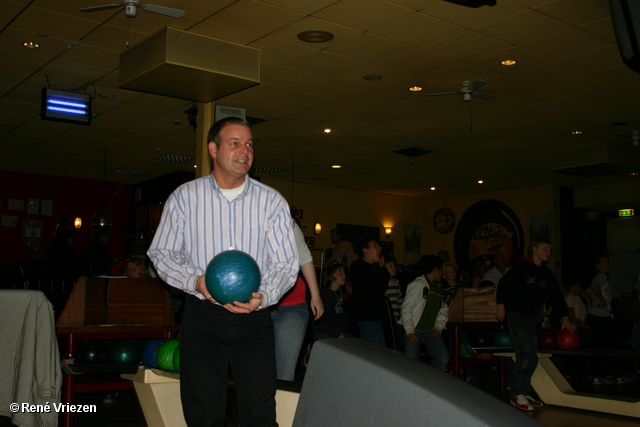 © René Vriezen 2008-10-04 #0006 Tam Tam vrijwilligers uitje Bowlen zaterdag 4 oktober 2008