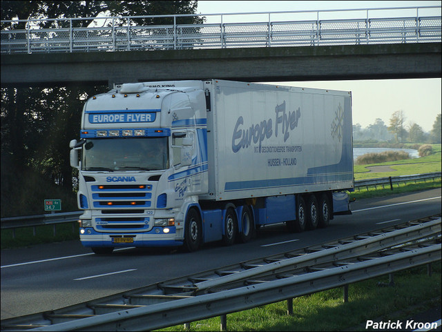 Europe Flyer Truckfoto's