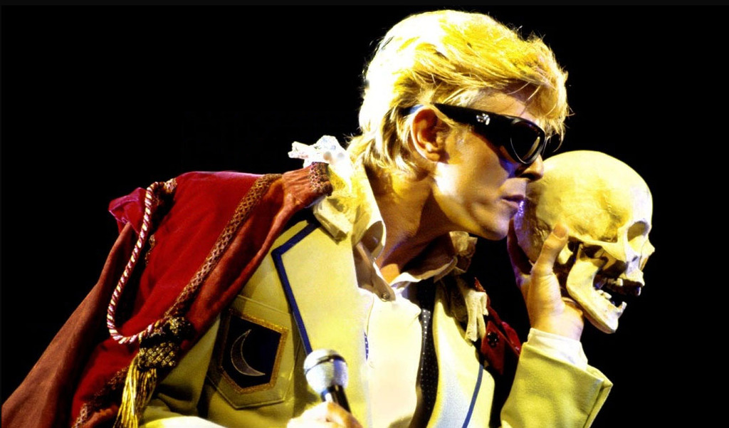 tumblr l6vo2gi1yo1qd2z53o1 1280 - 