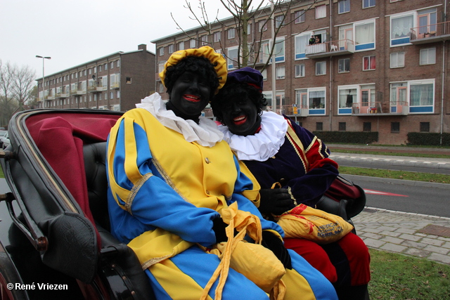 R.Th.B.Vriezen 2012 11 24 9245 Sinterklaas en Pieten Intocht Presikhaaf-west zaterdag 24 november 2012