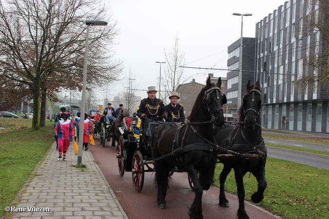 R.Th.B.Vriezen 2012 11 24 9250 Sinterklaas en Pieten Intocht Presikhaaf-west zaterdag 24 november 2012