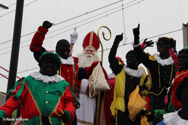 R.Th.B.Vriezen 2012 11 24 9351 Sinterklaas en Pieten Intocht Presikhaaf-west zaterdag 24 november 2012