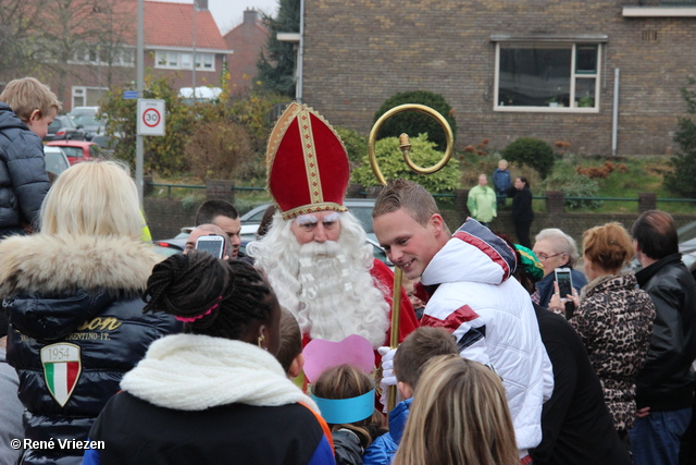 R.Th.B.Vriezen 2012 11 24 9393 Sinterklaas en Pieten Intocht Presikhaaf-west zaterdag 24 november 2012