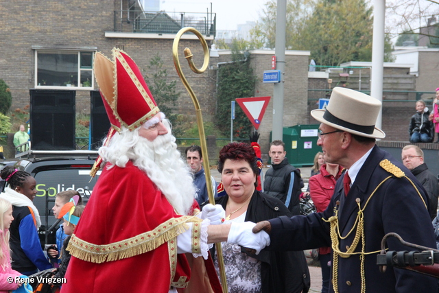 R.Th.B.Vriezen 2012 11 24 9401 Sinterklaas en Pieten Intocht Presikhaaf-west zaterdag 24 november 2012