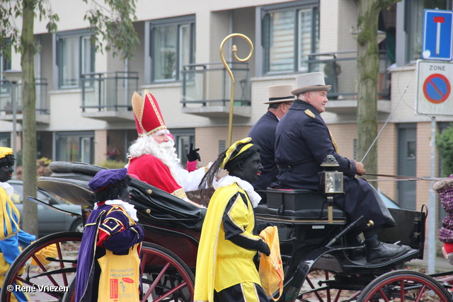R.Th.B.Vriezen 2012 11 24 9454 Sinterklaas en Pieten Intocht Presikhaaf-west zaterdag 24 november 2012