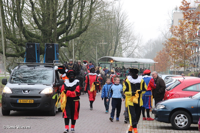 R.Th.B.Vriezen 2012 11 24 9472 Sinterklaas en Pieten Intocht Presikhaaf-west zaterdag 24 november 2012