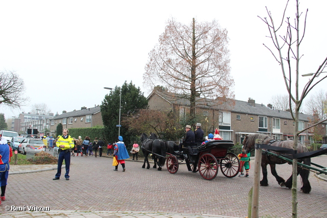 R.Th.B.Vriezen 2012 11 24 9582 Sinterklaas en Pieten Intocht Presikhaaf-west zaterdag 24 november 2012