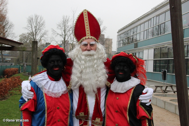 R.Th.B.Vriezen 2012 11 24 9640 Sinterklaas en Pieten Intocht Presikhaaf-west zaterdag 24 november 2012