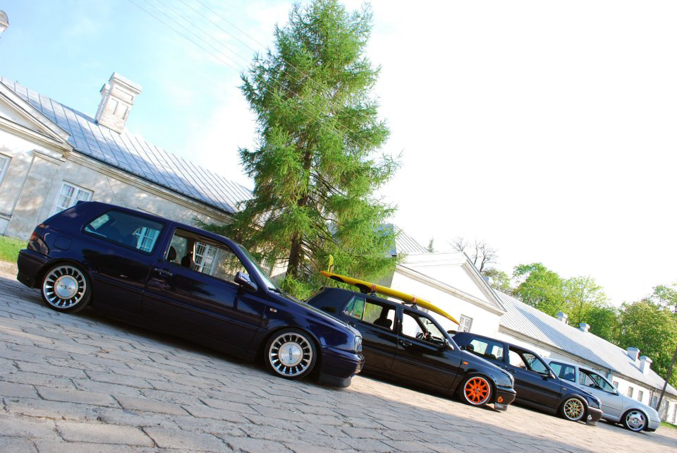 57762433135434360243210 - 