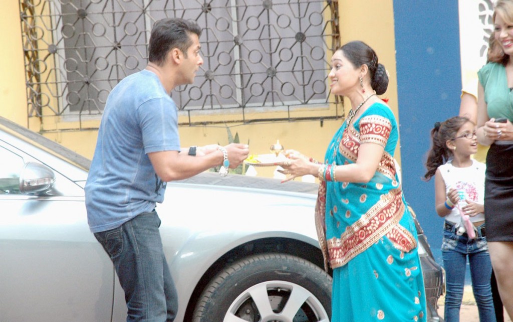 salman-on-taarak-mehta-ka-ooltah-chashmah-3-1024x6 - 