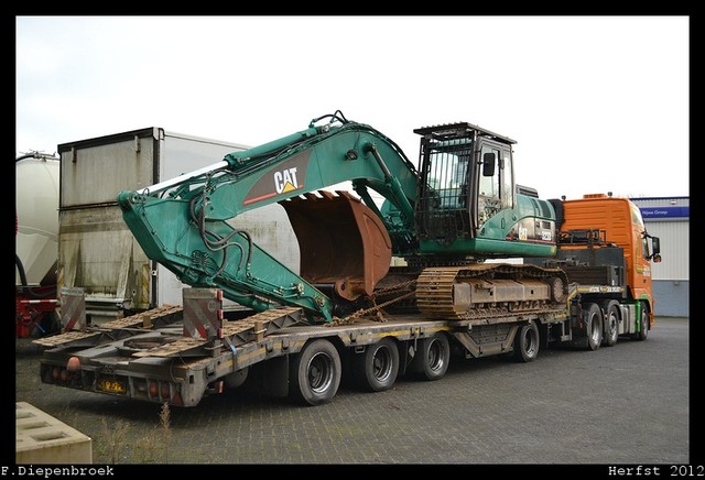 BX-GZ-15 Volvo FH W van Dam4-BorderMaker 15-12-2012