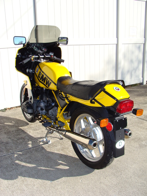 6480505 '86 R100RS Sport. Yellow 010 SOLD.....1986 R100RS COMPLETE REBUILD Custom Sport. Yellow, Fresh 10K Service, new battery, 336 Sport Cam, Dual Plugs.