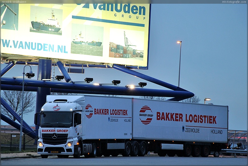 Bakker Logistics - Zeewolde  BZ-TL-31 - Transportfotos LZV (Opsporing)