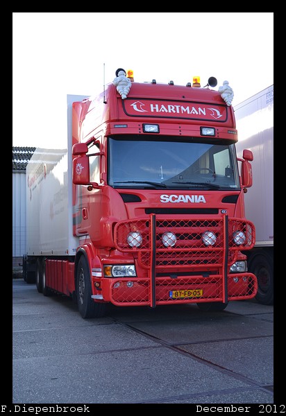 BT-FB-05 Scania R560 Hartman-BorderMaker - 27-12-2012