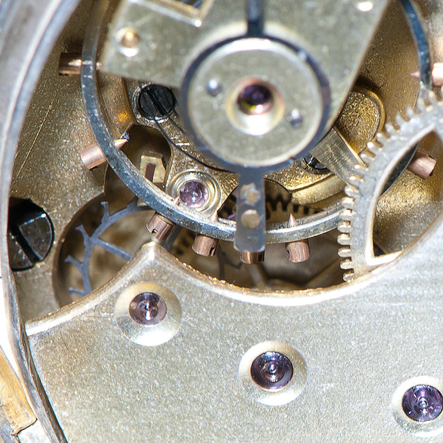 uurwerk-favre-1-klein Horloges