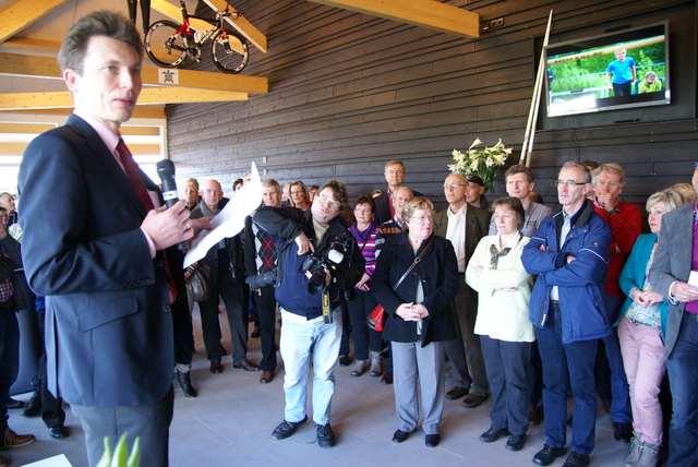 DSC06927 Opening Voorne Atletiekbaan