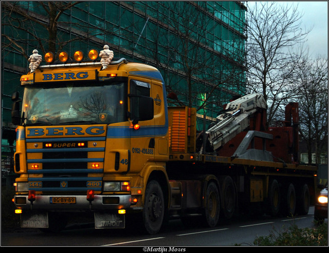 Berg Scania 144 - 460 Vrachtwagens