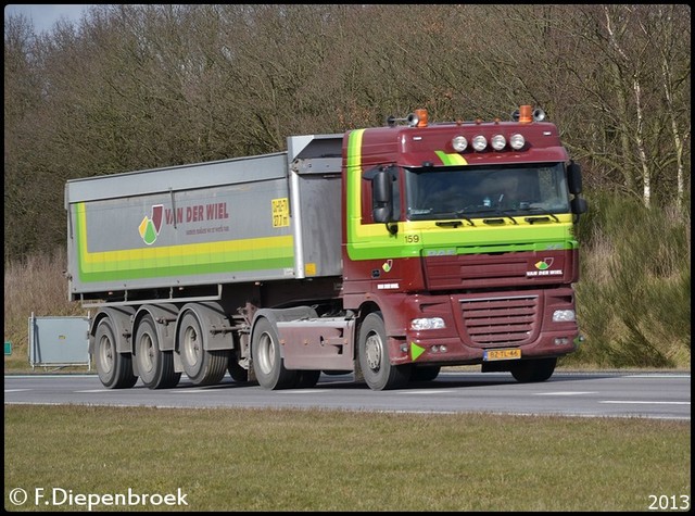 BZ-TL-46 DAF XF105 Van der Wiel-BorderMaker actiefotos