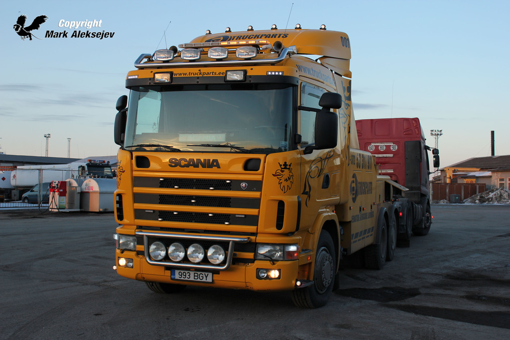 Scania 4 seeria-Puksiir - 