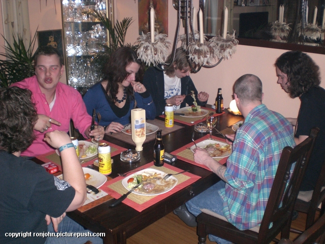 Etentje 13-12-08 1 In huis 2008