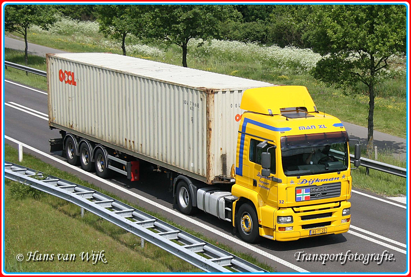 BS-TT-25  B-border - Container Trucks