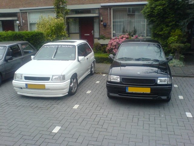 witenzwartcorsa3uv1 nieuwe foto's