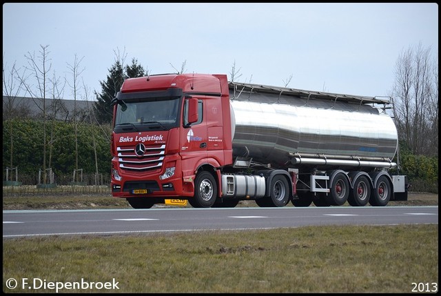 54-BBB-7 Mercedes Actros  MP4 Baks Logistiek-Borde Rijdende auto's