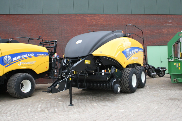 new holland big baler 1270 jennissen (2) open dag jennissen