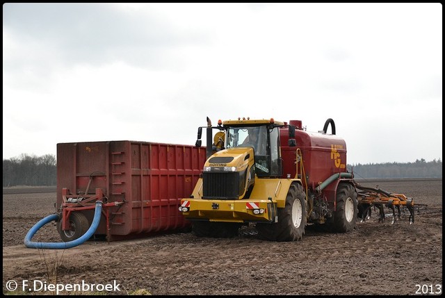 Challenger Terra Gator 2244 Hoiting Gieten-BorderM Rijdende auto's