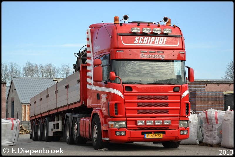 BL-SZ-72 Scania 164L 480 Schiphof-BorderMaker - 2013