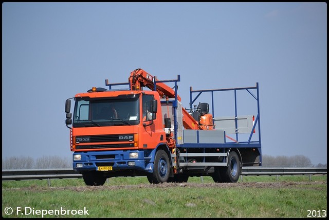 BH-FV-28 DAF 75CF-BorderMaker Rijdende auto's