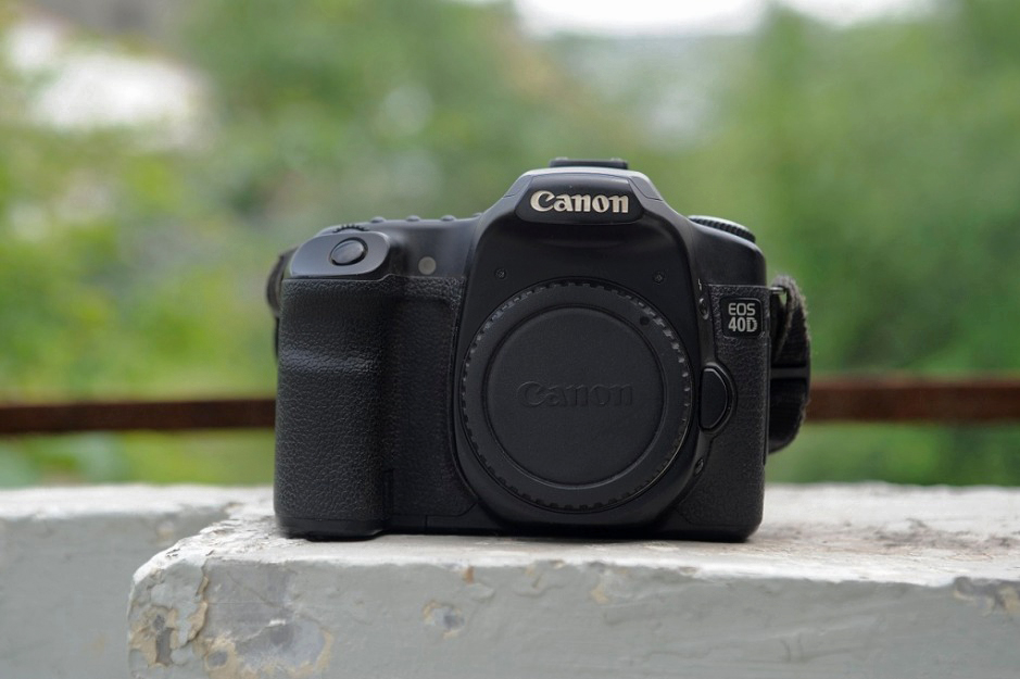 1356096077 466533600 1-Canon-EOS-40D-101-Megapixel - 