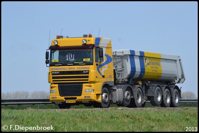 BR-HH-50 DAF XF Betoncentrale Emmen Coevorden-Bord Rijdende auto's