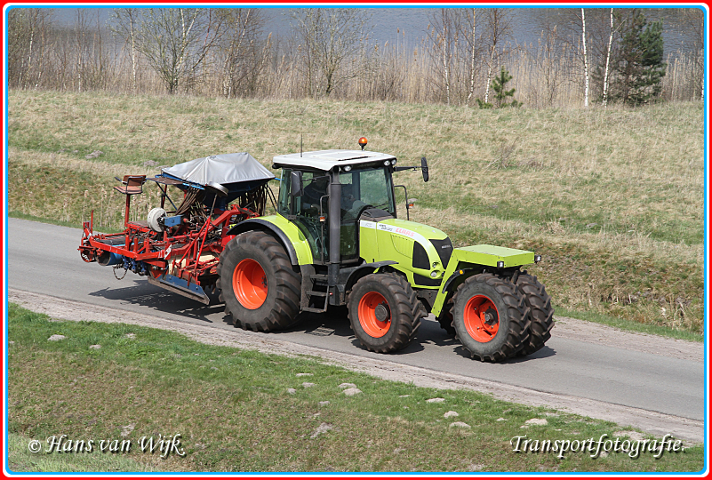 Claas Ares 697 ATZ-border - Kippers Speciaal & Tractors