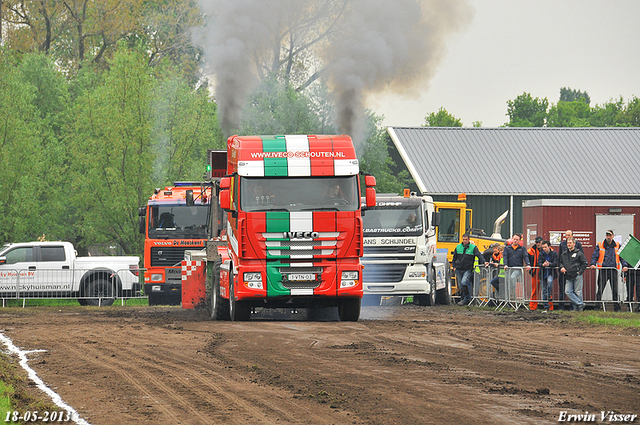 18-05-2013 102-BorderMaker 18-05-2013 Geffen