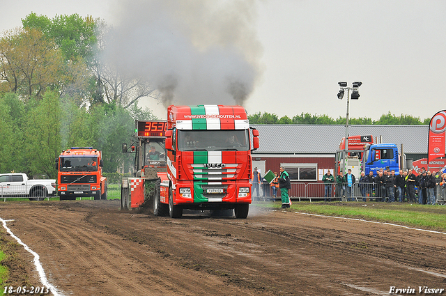 18-05-2013 105-BorderMaker 18-05-2013 Geffen