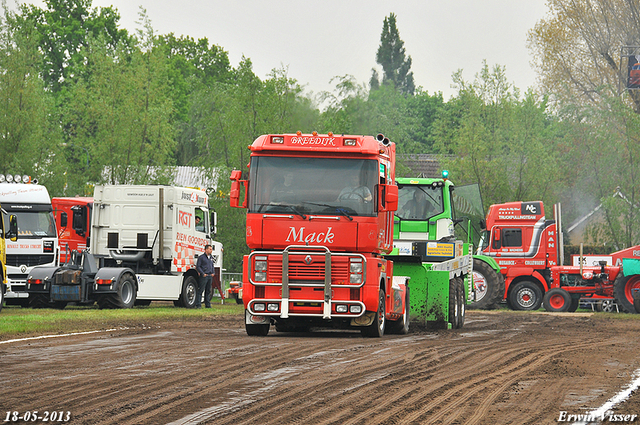 18-05-2013 220-BorderMaker 18-05-2013 Geffen