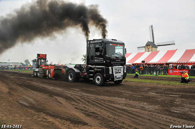 18-05-2013 313-BorderMaker 18-05-2013 Geffen