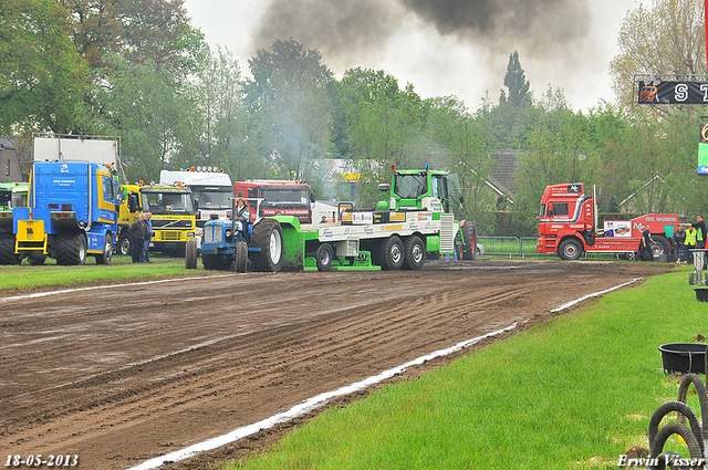 18-05-2013 372-BorderMaker 18-05-2013 Geffen