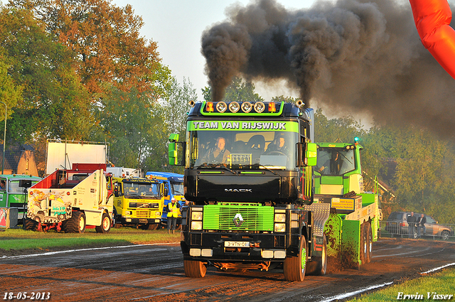 18-05-2013 876-BorderMaker 18-05-2013 Geffen